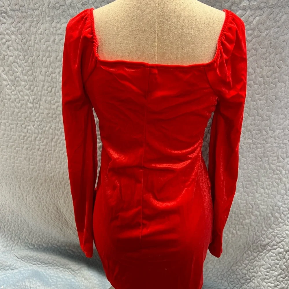 Ruched bodycon dress - Picture 9 of 11